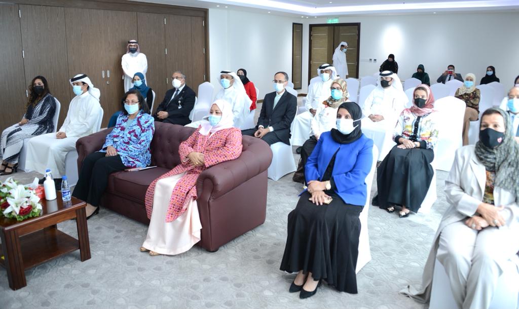 وزيرة الصحة تكرم اعضاء اللجان الصحية الوطنية .. وتؤكد على أن الإنجازات التي تحققت كانت نتاج التعاون والتنسيق والتكاتف في العمل بين الجهات المعنية من وزارات وهيئات ومؤسسات ومنظمات المجتمع المدني ..