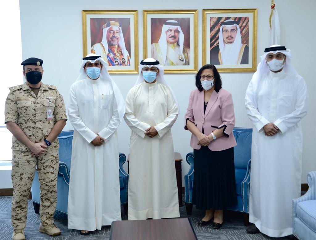 سعادة وزيرة الصحة تتسلم دروع التكريم لجائزة سمو الشيخ عيسى بن علي آل خليفة للعمل التطوعي في نسختها الحادية عشرة