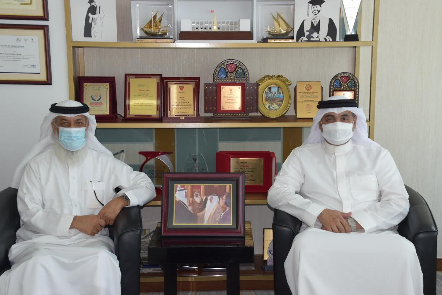 وكيل وزارة الصحة يستقبل النائب عبدالرزاق الحطاب لبحث تعزيز سبل التعاون بين السلطتين التشريعية والتنفيذية بما يلبي احتياجات المواطنين